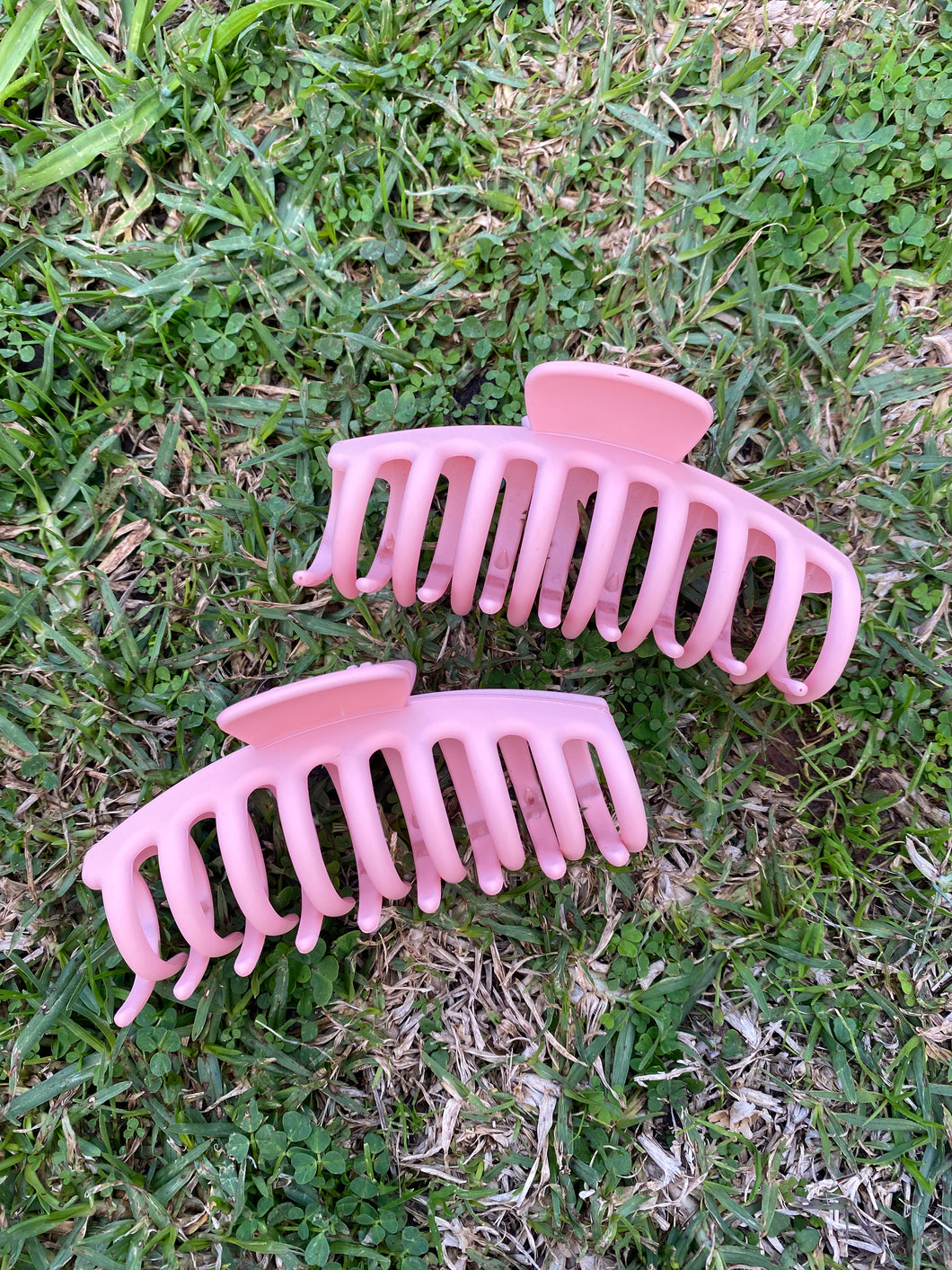Matte Pastel Pink Claw Clip